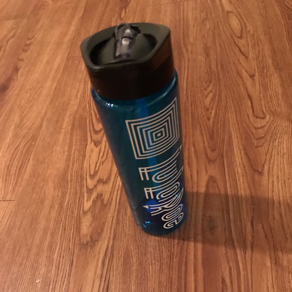 New LulaRoe water bottle
